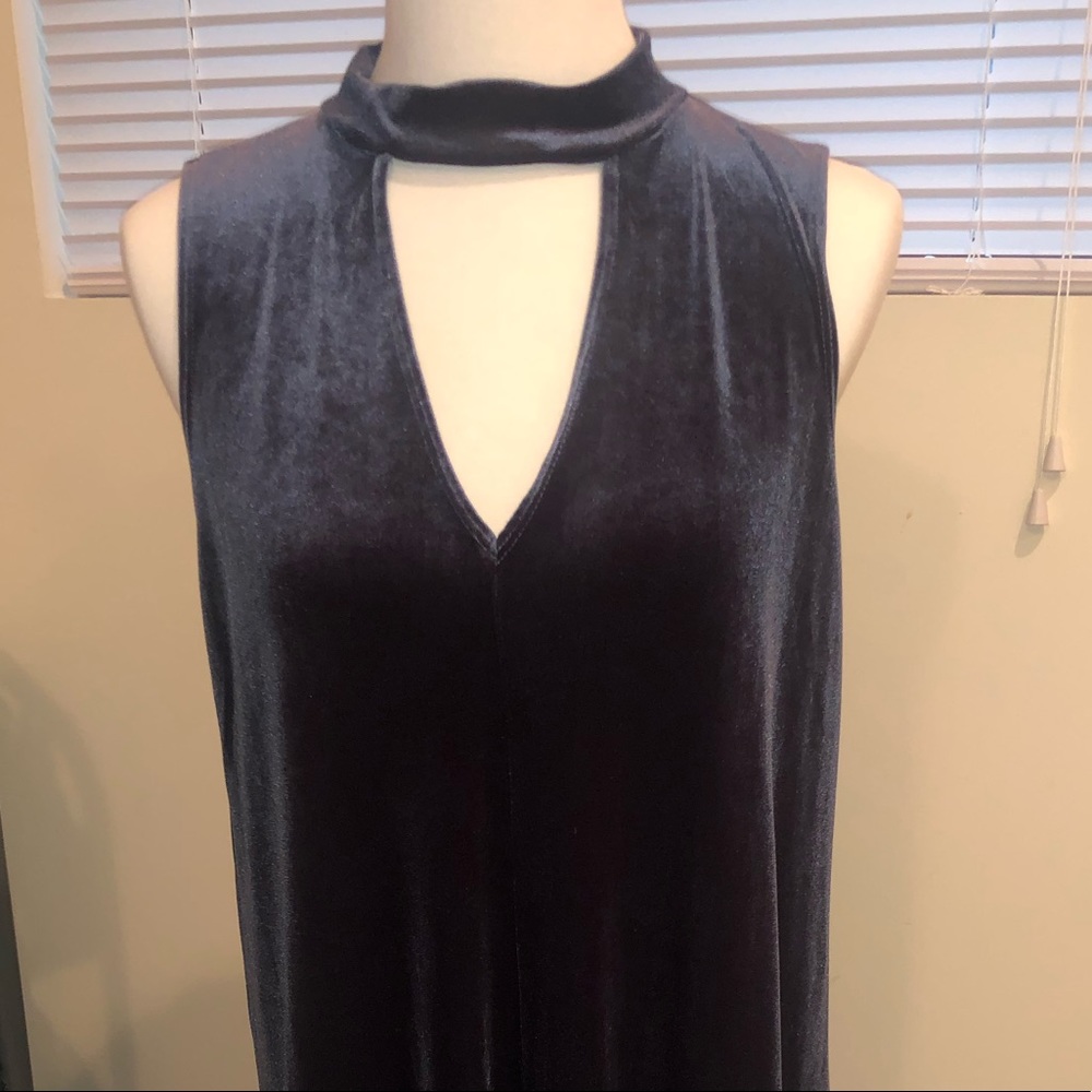 Soprano Velvet Dress